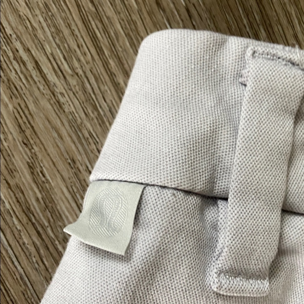 Lululemon Commission Classic-Fit Short 7" *Oxford - Picture 6 of 6